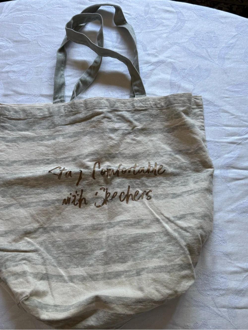 Tote bag